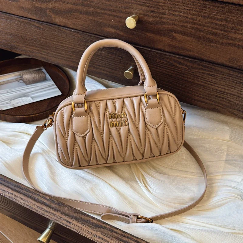 Women Luxury High End Leather  - đánh giá và giá Luxury Lifestyle Handbags