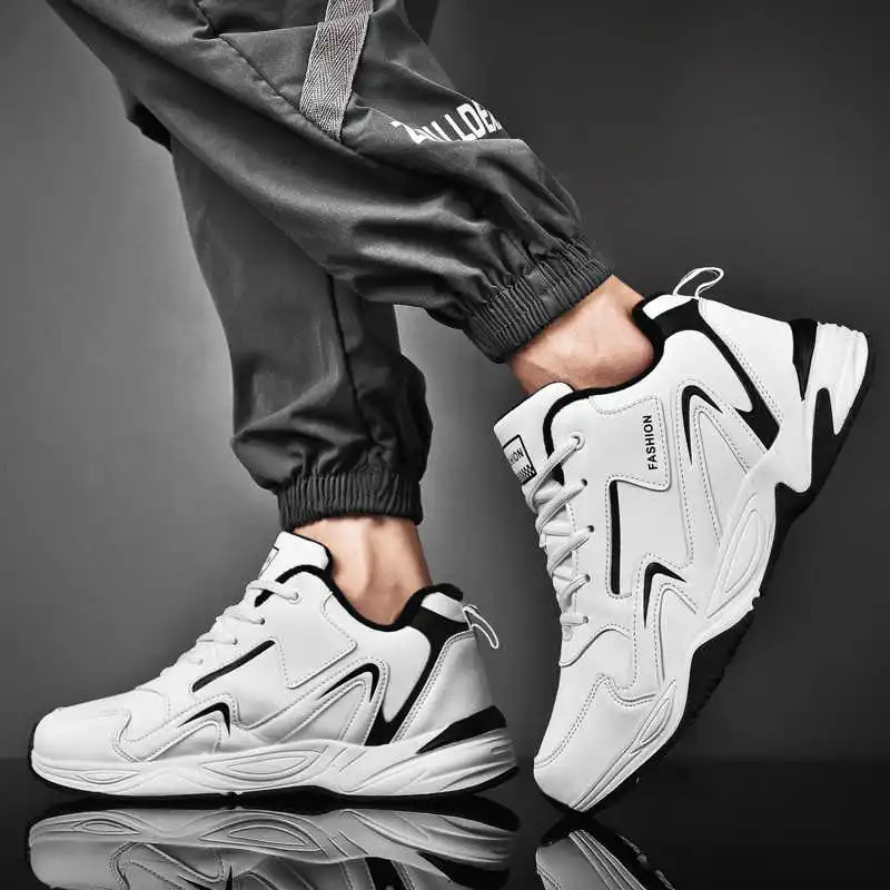Cold-proof Spring Gym Sneakers - đánh giá và giá Luxury Lifestyle Travel